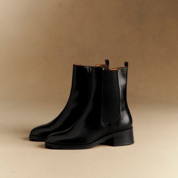 Sezane Agnes Boots - Picture 2 of 7